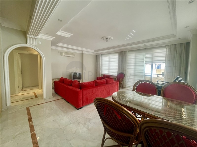 شقة مريحة 2 + 1 في منطقة أوبا