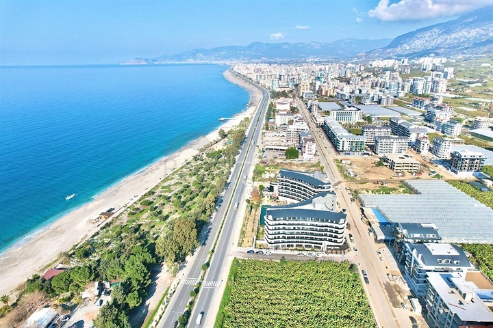 شقة 1+1 مطلة على البحر على الساحل الأول