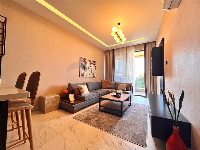 شقة 1+1 مطلة على البحر على الساحل الأول