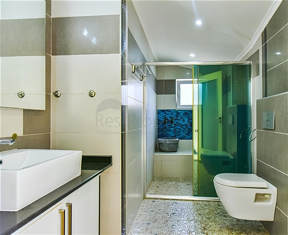 شقة فاخرة مطلة على البحر وبنية تحتية كاملة في قلب كوناكلي 