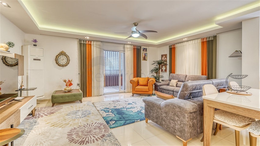 بنتهاوس واسع 3 + 1 في محمودلار