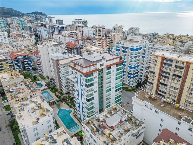 بنتهاوس واسع 3 + 1 في محمودلار