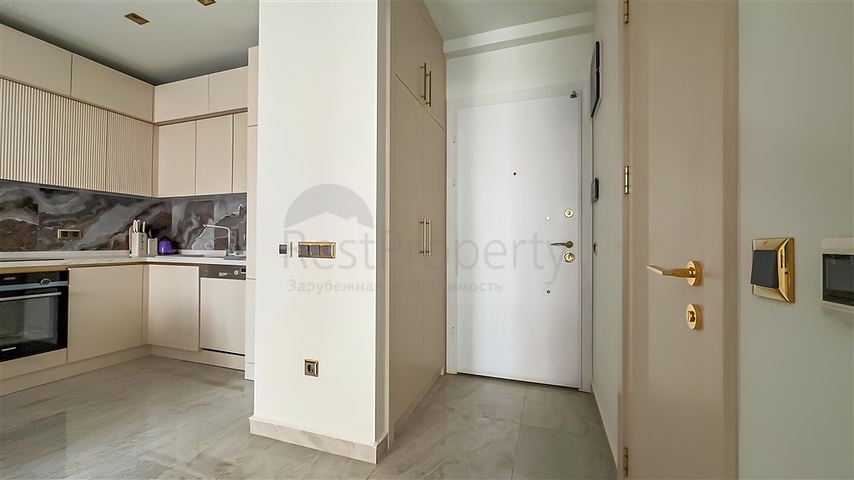 شقة 1+1 في مجمع متميز في وسط ألانيا