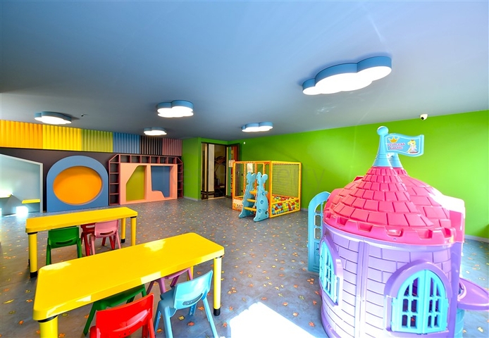 4 + 1 بنتهاوس في وسط ألانيا ، 150 متر من البحر