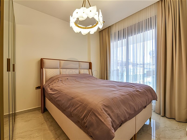 4 + 1 بنتهاوس في وسط ألانيا ، 150 متر من البحر