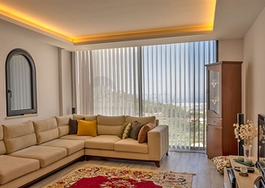 4 + 1 فيلا للبيع في ألانيا عن طريق البحر / منزل الانتهاء مع الأثاث