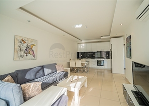 شقة مفروشة 1 + 1 في أوبا