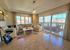 شقة فسيحة 2 + 1 في أوبا