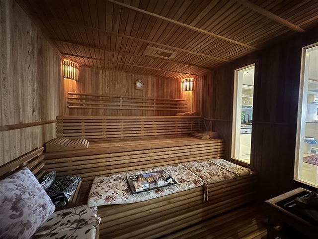 فيلا مريحة مطلة على البحر وحديقة في واحدة من أكثر المناطق الخلابة في ألانيا