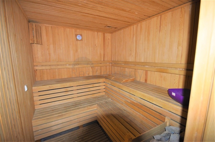 شقة 1+1 في منطقة أوبا على بعد 550 متر فقط من البحر