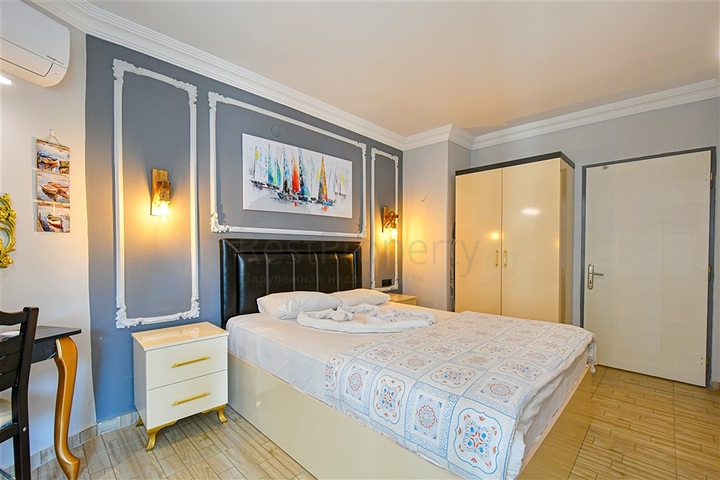 شقة 1+1 في منطقة أوبا على بعد 550 متر فقط من البحر