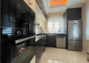 2 + 1 شقة مفروشة في مجمع محمودلار