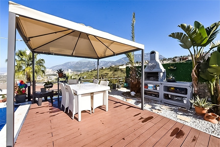 فيلا فاخرة محاطة بالطبيعة والراحة