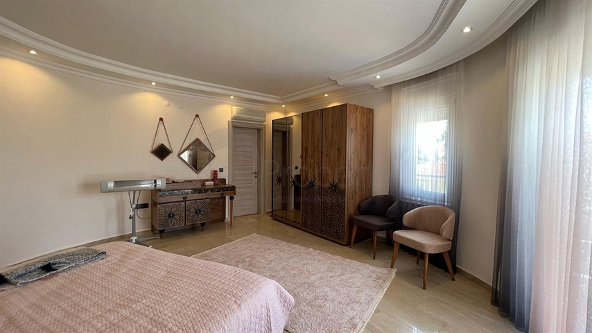 فيلا مفروشة مطلة على البحر في منطقة كارجيجاك الخلابة