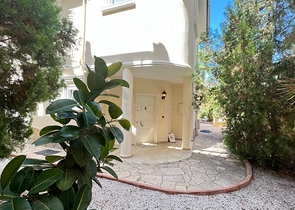 فيلا مفروشة مطلة على البحر في منطقة كارجيجاك الخلابة