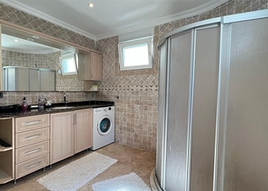 فيلا مفروشة مطلة على البحر في منطقة كارجيجاك الخلابة