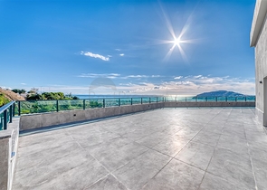 فيلا فاخرة حديثة في وسط سيكجيلي مع إطلالات بانورامية على البحر فيلا فاخرة حديثة في وسط سيكجيلي مع إطلالات بانورامية على البحر