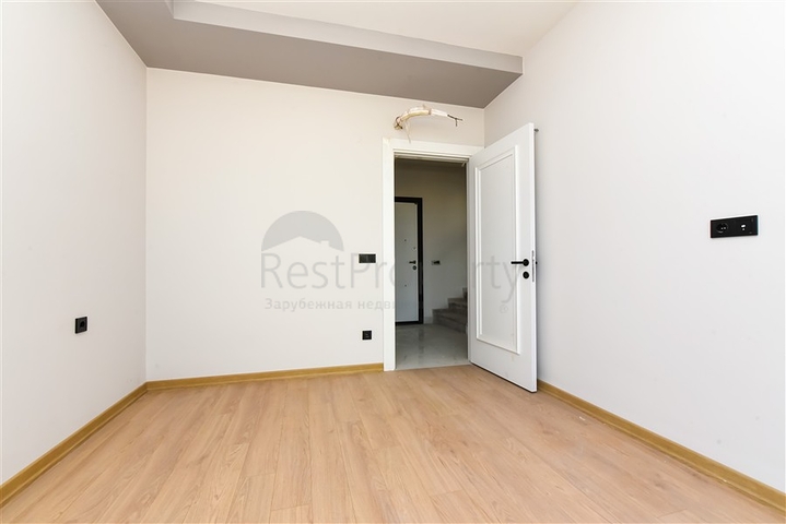 بنتهاوس مطل على البحر في قلب ألانيا 