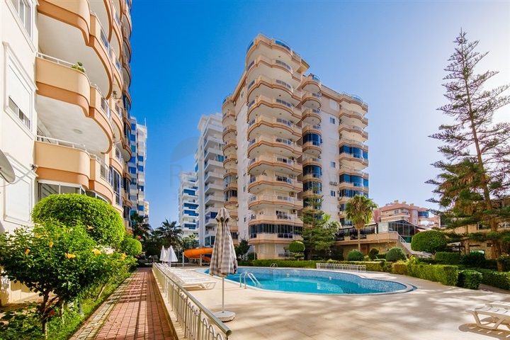 شقة 2+1 في منطقة محمودلار على مسافة قريبة من البحر