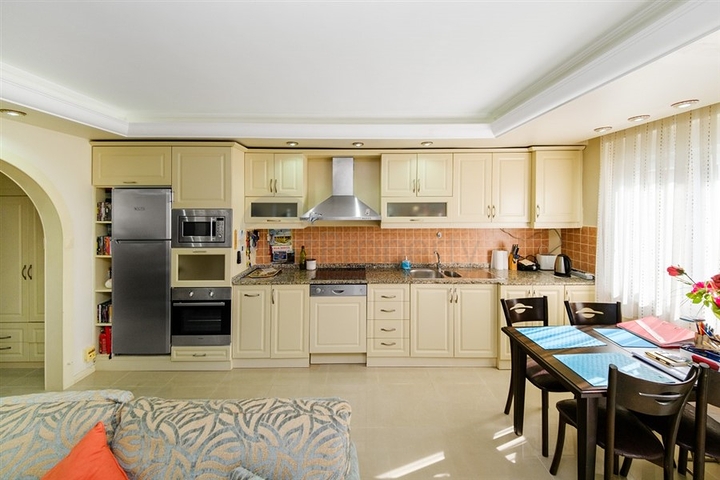 شقة 2+1 في منطقة محمودلار على مسافة قريبة من البحر