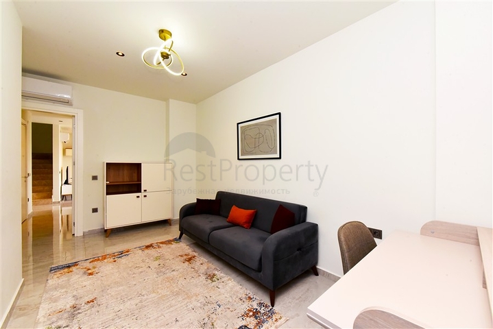 بنتهاوس فاخر 3 + 1 في منطقة مرموقة في ألانيا مطلة على البحر