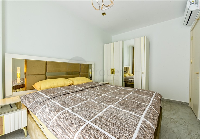 شقة مريحة 1 + 1 في وسط ألانيا هي خيار مثالي للتأجير عن طريق البحر