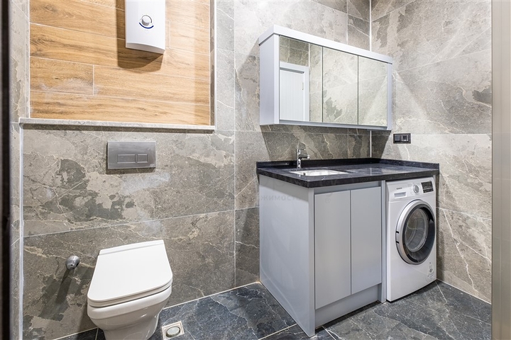 بنتهاوس مفروش واسع في منطقة مرموقة في أوبا