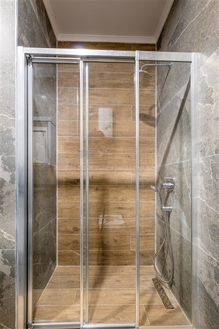 بنتهاوس مفروش واسع في منطقة مرموقة في أوبا