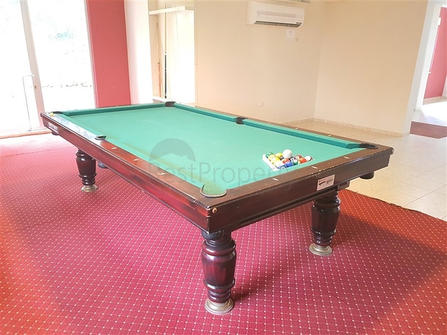 شقة واسعة لجميع أفراد الأسرة في مجمع بالقرب من البحر