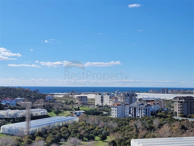 شقة فسيحة 2 + 1 مطلة على البحر في منطقة هادئة في ألانيا 