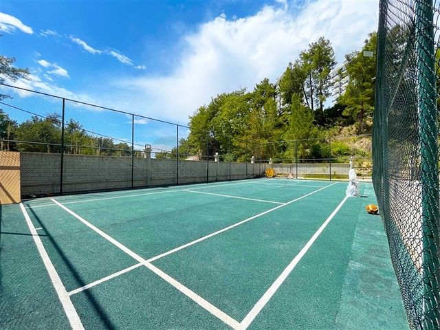 شقة حديثة 2 + 1 في مجمع جديد ببنية تحتية غنية