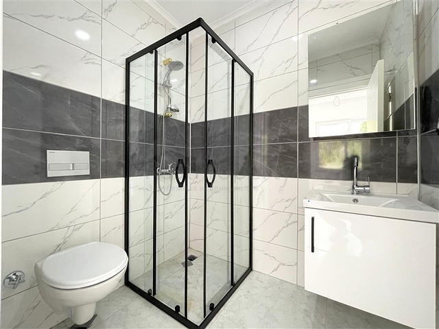 شقة حديثة 2 + 1 في مجمع جديد ببنية تحتية غنية