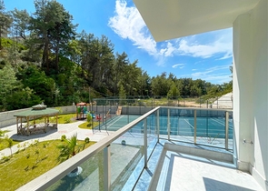 شقة حديثة 2 + 1 في مجمع جديد ببنية تحتية غنية