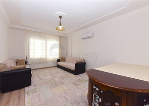 فيلا فسيحة 11 + 2 مع قطعة أرض خاصة وإطلالات بانورامية على البحر