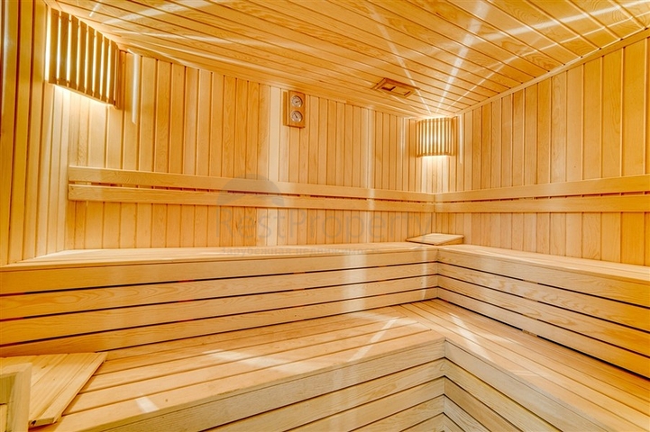 بنتهاوس فاخر مطل على البحر 50 متر من البحر