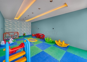 بنتهاوس فاخر مطل على البحر 50 متر من البحر