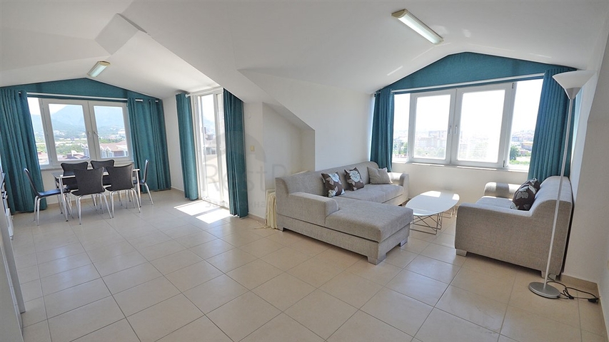 شقة فسيحة 4 + 2 في مجمع مع بنية تحتية فاخرة في ألانيا