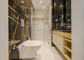 شقة حديثة في مجمع سكني جديد ببنية تحتية غنية