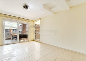 بنتهاوس واسع في منطقة خضراء في أوبا