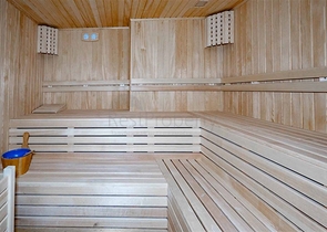 بنتهاوس واسع في منطقة خضراء في أوبا