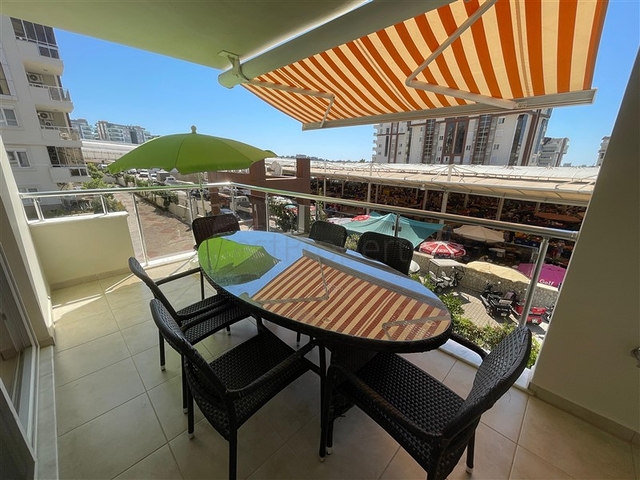 شقة مفروشة واسعة مع بنية تحتية للمنتجع في منطقة أفسالار الخلابة