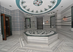 شقة مفروشة واسعة مع بنية تحتية للمنتجع في منطقة أفسالار الخلابة