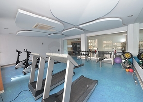 شقة مفروشة واسعة مع بنية تحتية للمنتجع في منطقة أفسالار الخلابة