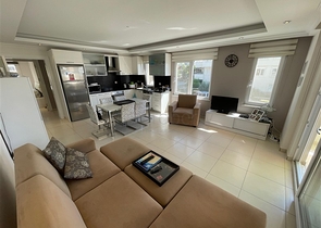 شقة مفروشة واسعة مع بنية تحتية للمنتجع في منطقة أفسالار الخلابة