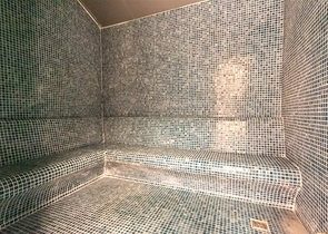 شقة حديثة مفروشة 2 + 1 مع بنية تحتية للمنتجع في وسط محمودلار