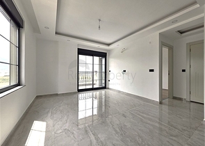 شقة مريحة 1 + 1 في مجمع جديد مطل على البحر