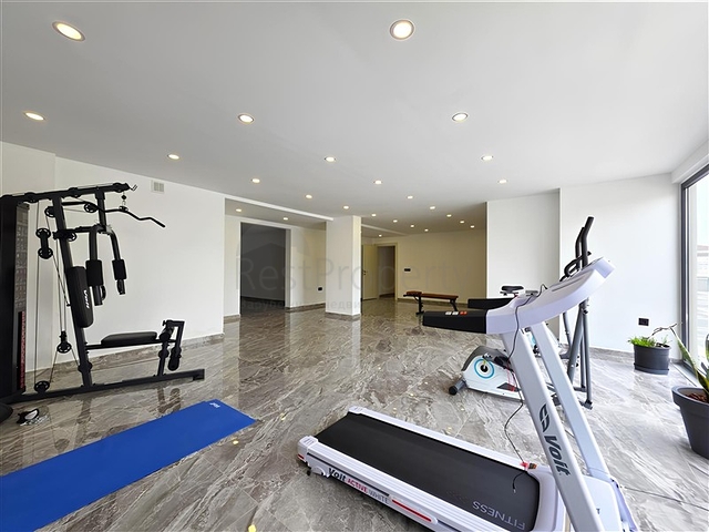 2 + 1 بنتهاوس مطلة على البحر في مجمع جديد