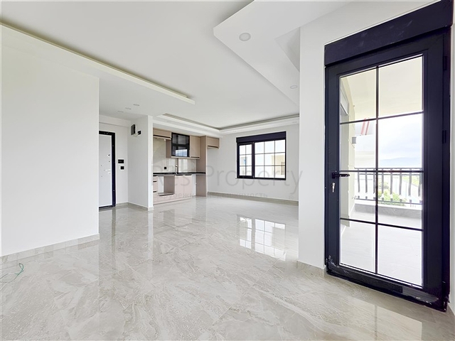 2 + 1 بنتهاوس مطلة على البحر في مجمع جديد