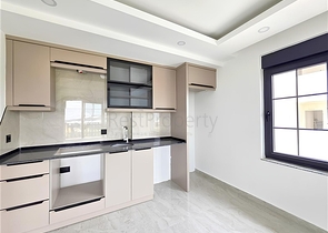 2 + 1 بنتهاوس مطلة على البحر في مجمع جديد