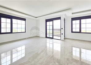 2 + 1 بنتهاوس مطلة على البحر في مجمع جديد